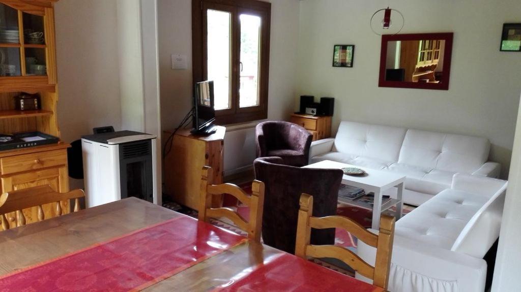 Le Bois Joli Chalet 4 Etoiles Cledicihome Cadre Paisible En Lisiere De Foret Жерарме Номер фото