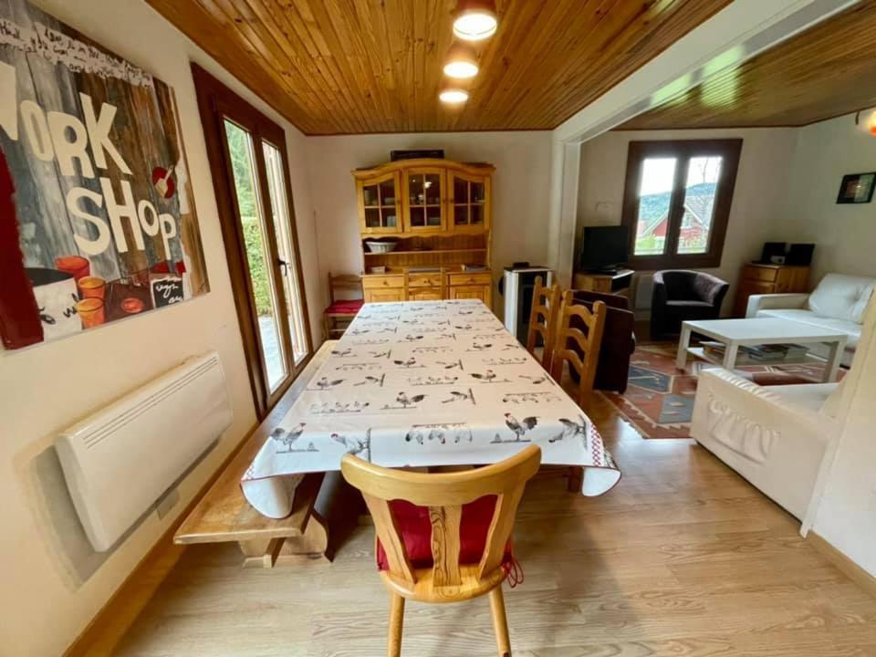 Le Bois Joli Chalet 4 Etoiles Cledicihome Cadre Paisible En Lisiere De Foret Жерарме Номер фото